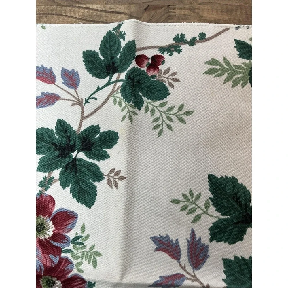 Vintage Style Rose Floral Cloth Napkins Set of 4 Cottagecore Table Linens